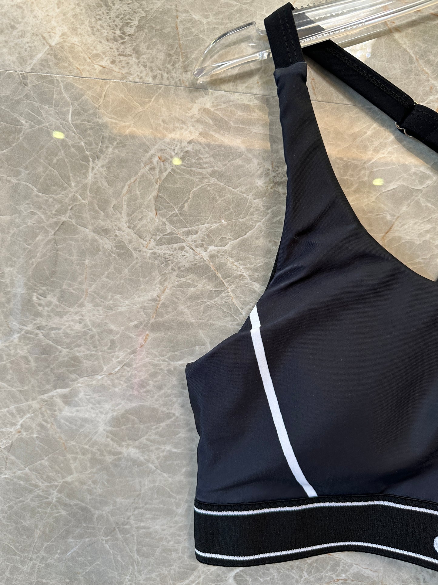 Alo yoga Black Sports Bra & High-Waist Legging Set with White Piping