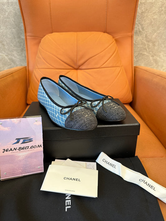 Chanel Ballerina Flats – Blue Diamond-Pattern Denim with Black Cap Toe