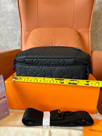 Louis Vuitton Alpha Messenger Bag Monogram Shadow Black M45895