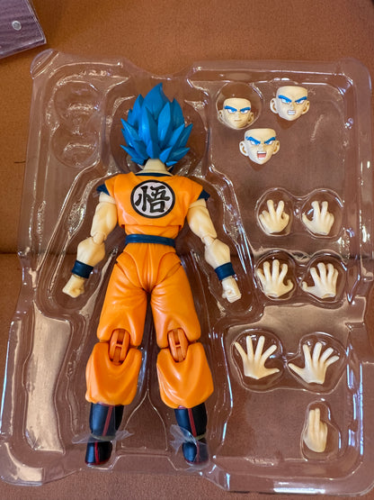 S.H.Figuarts Dragon Ball Super Son Goku Super Saiyan God Figure