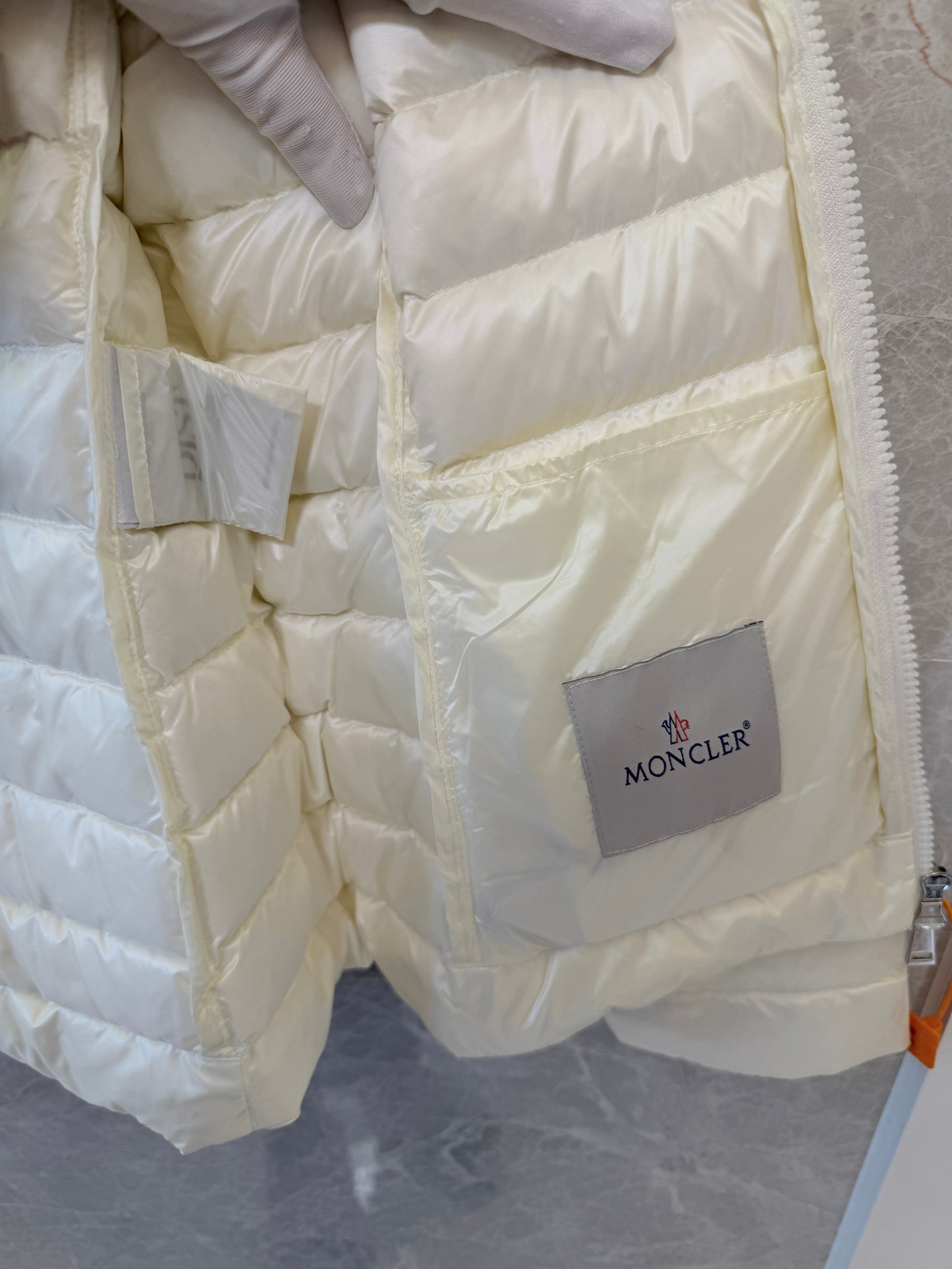 Moncler Lightweight Down Jacket White Stand Collar Puffer Jacket
