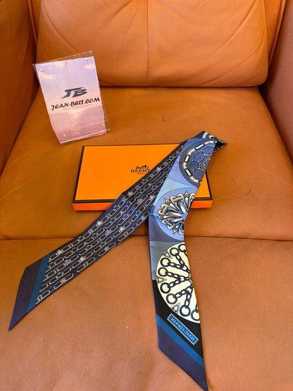 Hermès Twilly Silk Scarf