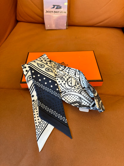 Hermès Twilly Silk Scarf