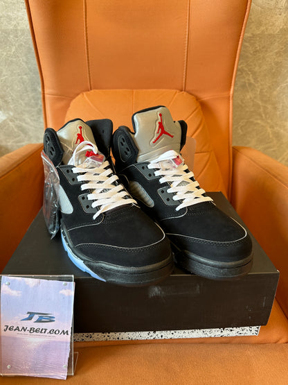 Air Jordan 5 Retro “Black Metallic Silver” Sneakers