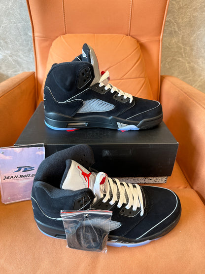 Air Jordan 5 Retro “Black Metallic Silver” Sneakers