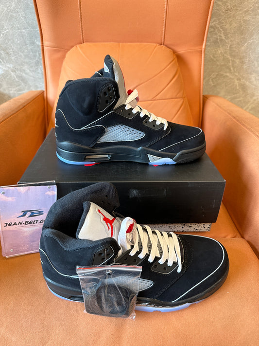 Air Jordan 5 Retro “Black Metallic Silver” Sneakers
