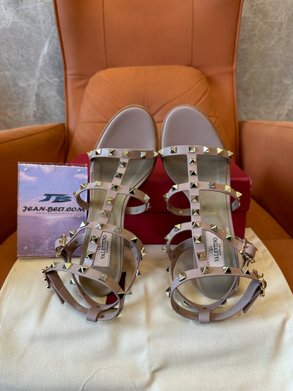 Valentino Garavani Rockstud Sandals Light Pink