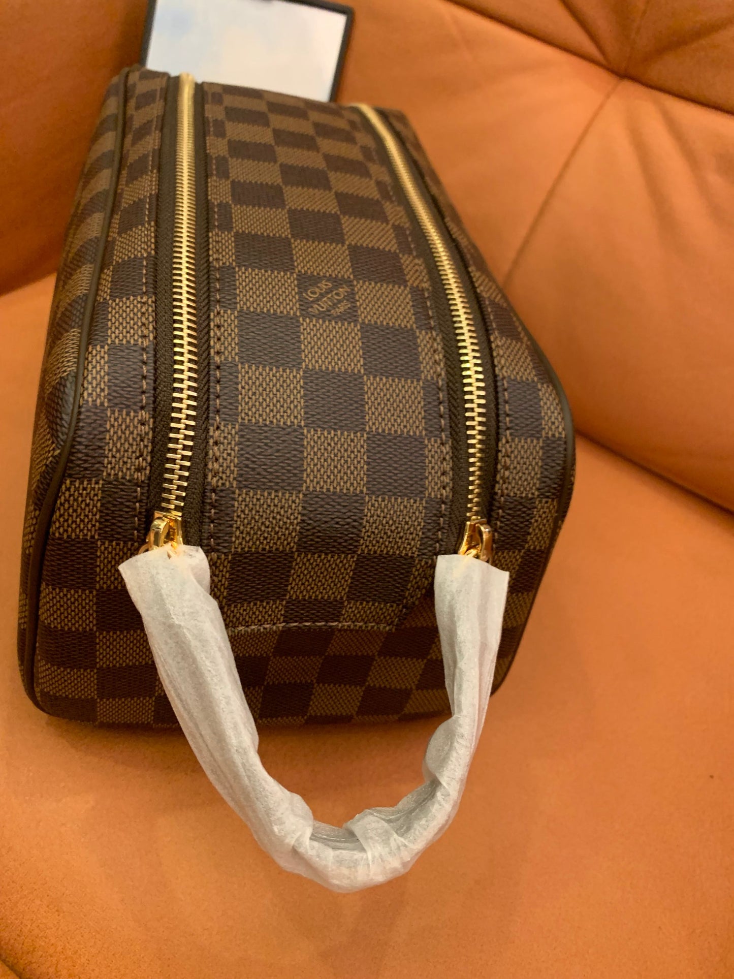 Bolsa de toalete Louis Vuitton kit dopp