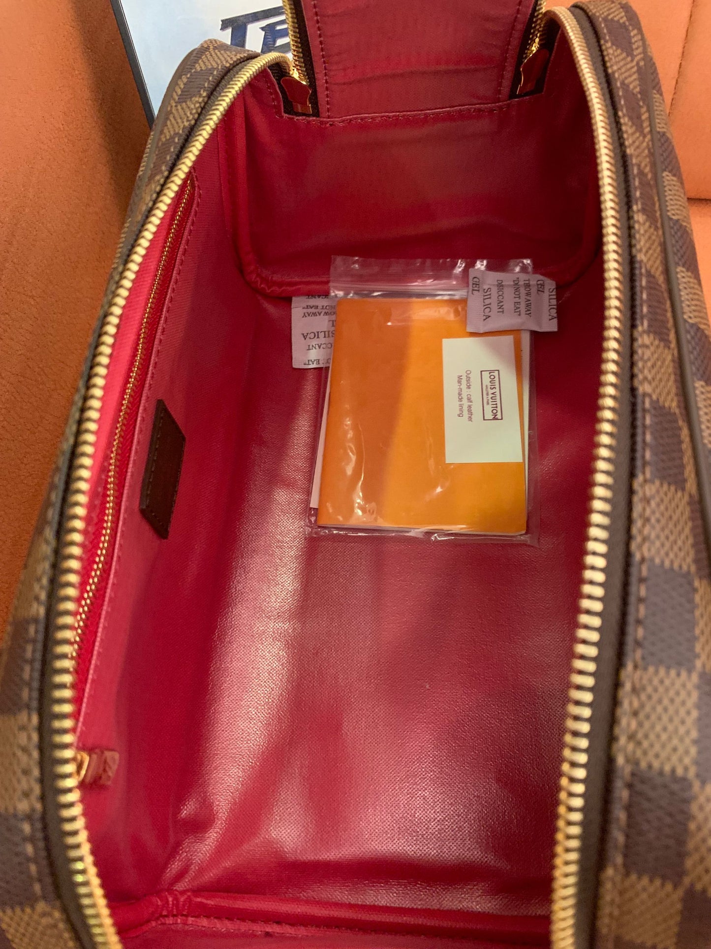 Bolsa de toalete Louis Vuitton kit dopp