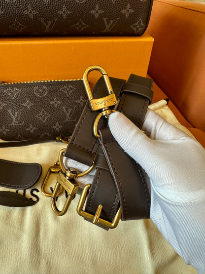 Louis Vuitton Speedy Bandoulière Monogram Bag Brown