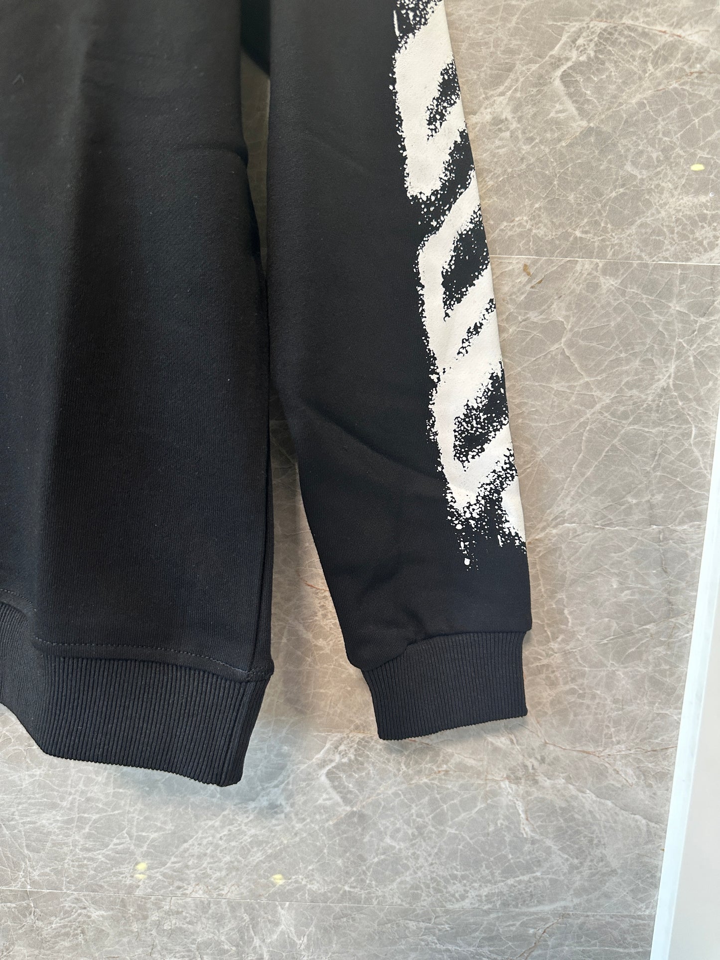 Off-White Spray Arrow Black Crewneck Sweatshirt
