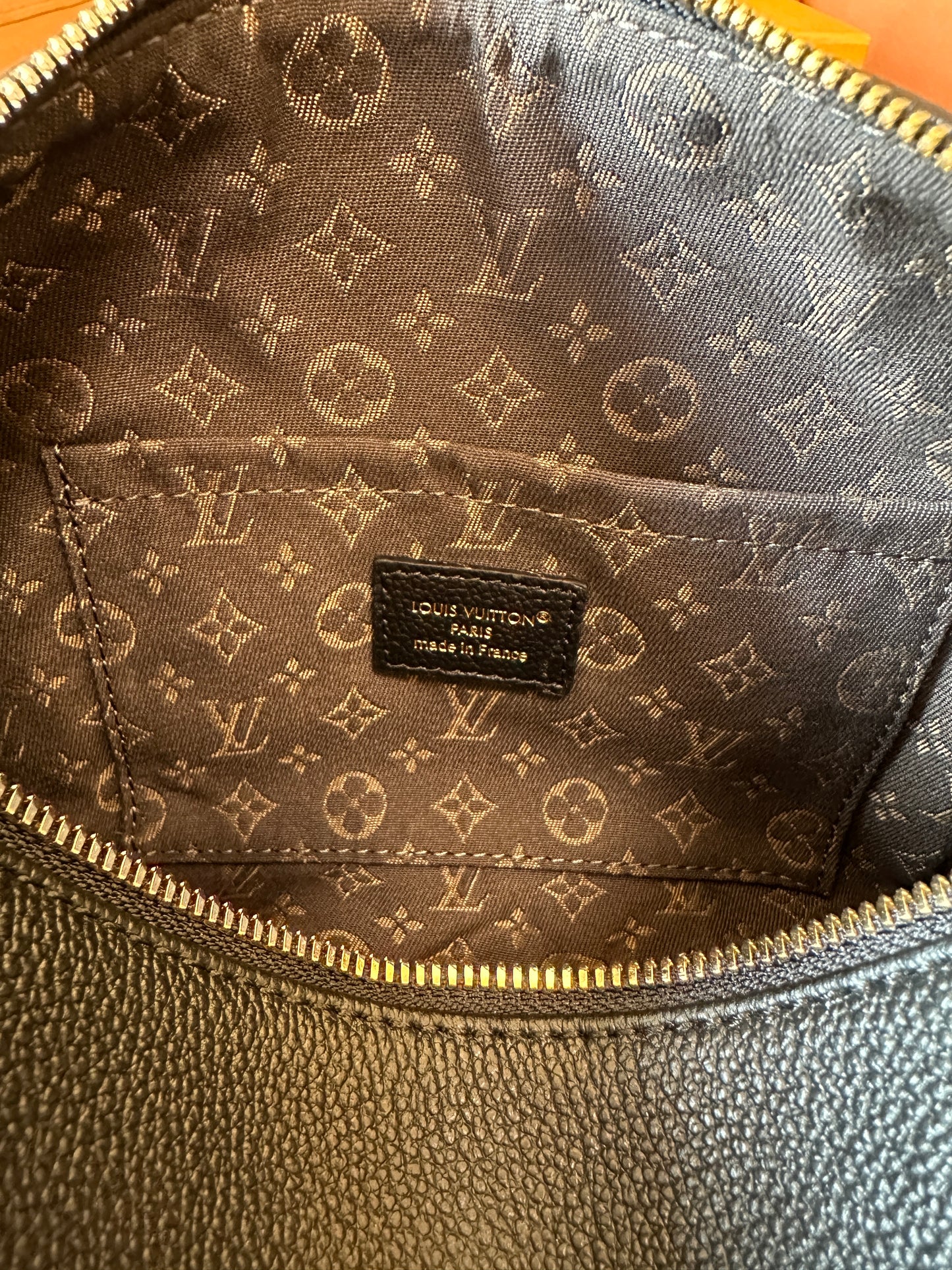 Louis Vuitton Speedy Bandoulière Black Leather Bag