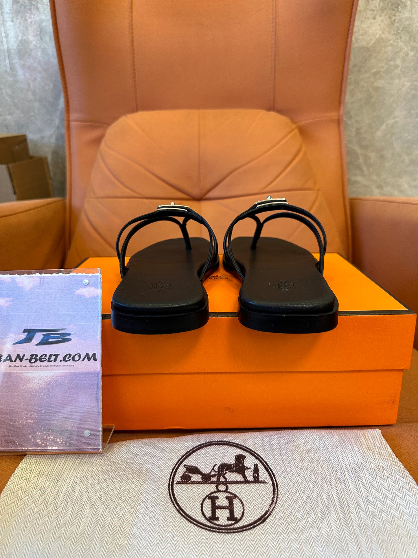 Hermès Black Leather Thong Sandals