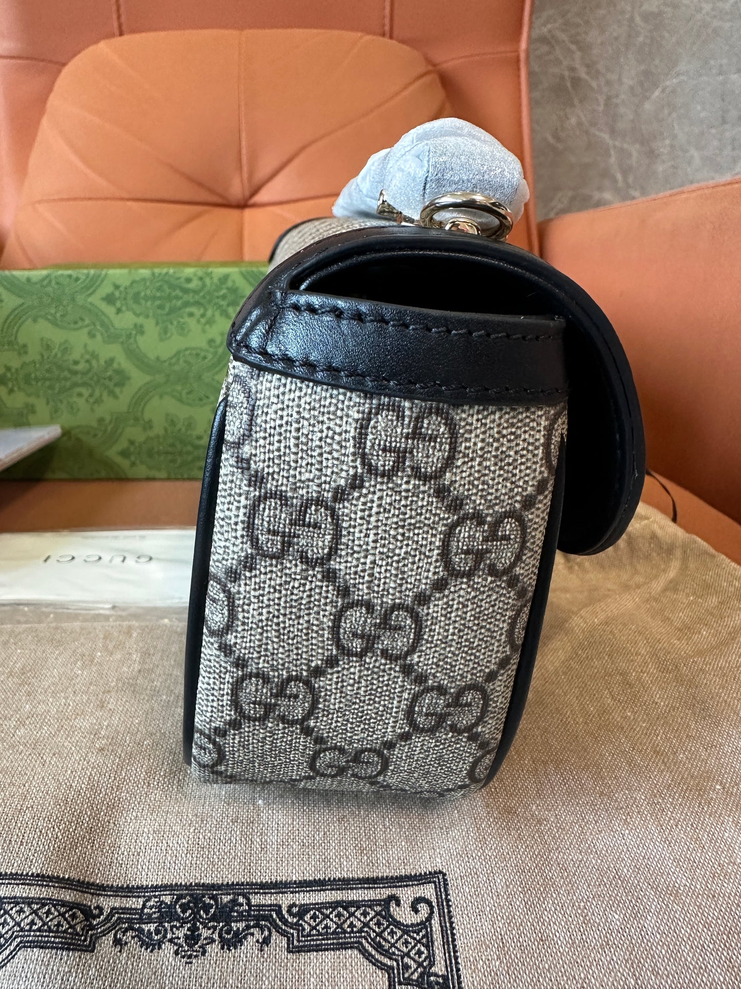 Gucci GG Supreme canvas shoulder bag