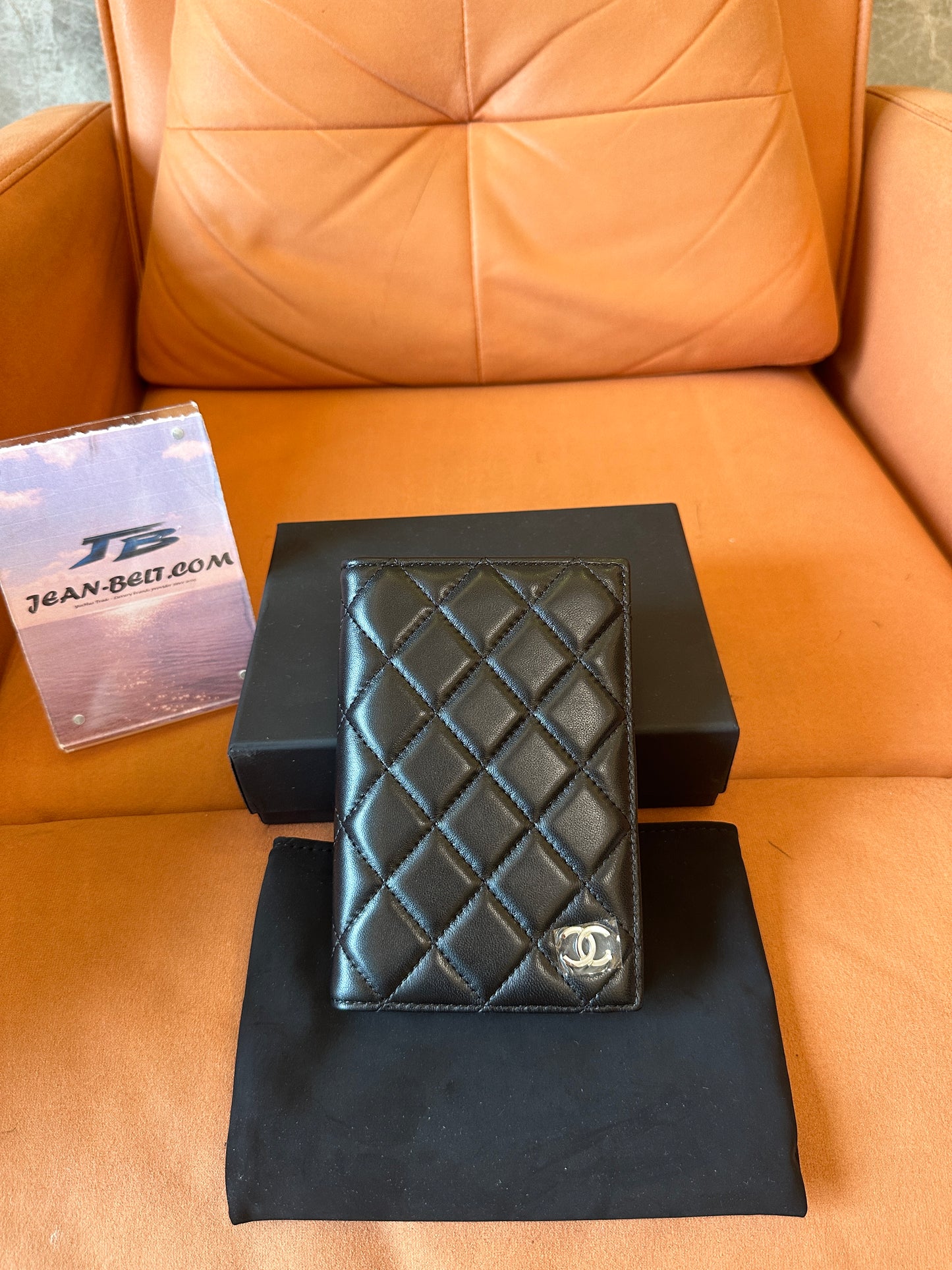 Chanel Bi-Fold Card Holder Wallet – Brown Burgundy Leather Finish