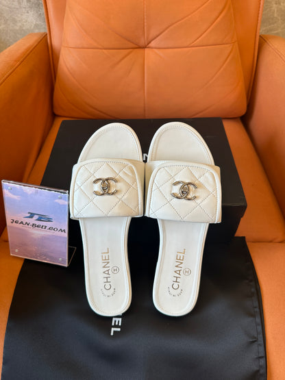 Chanel White Quilted Leather Slide Sandals