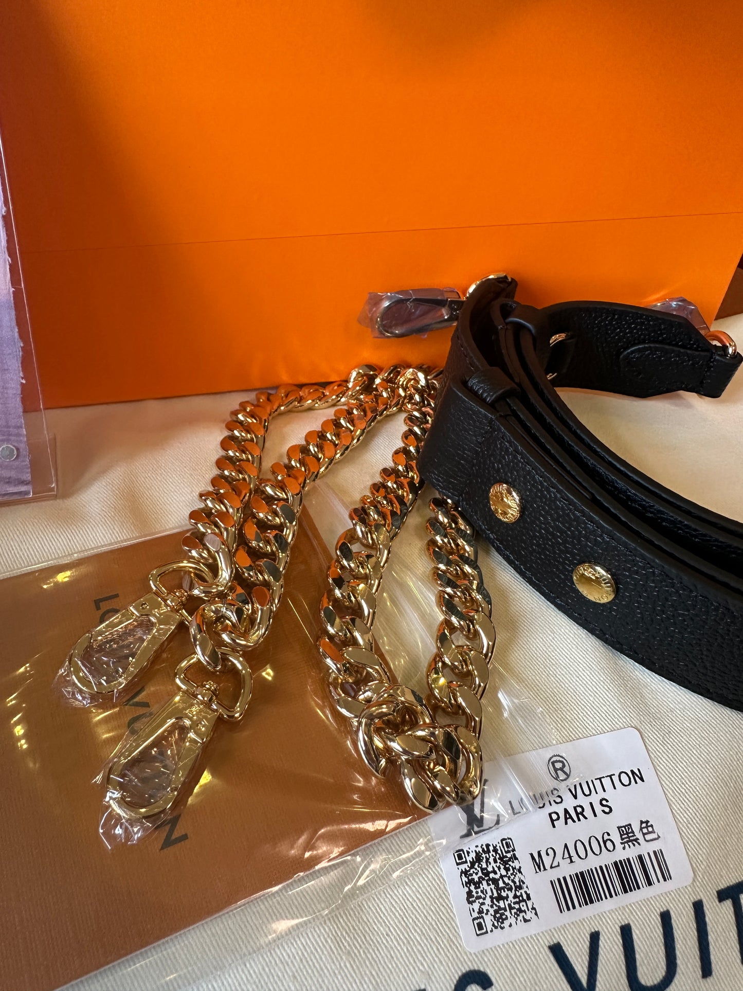 Louis Vuitton M24006 Black Grained Leather Bucket Bag