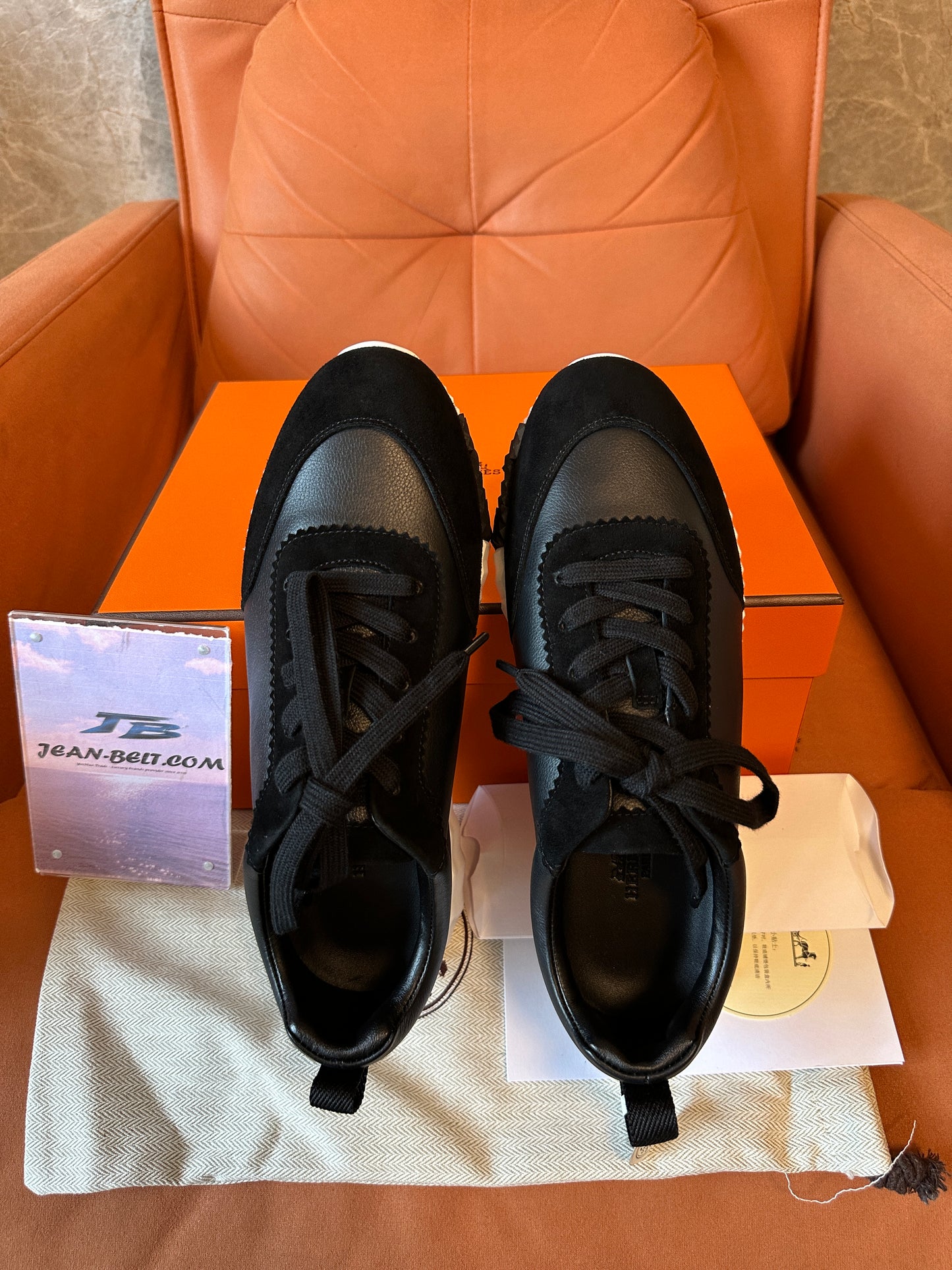 [AAA quality]Hermès Black Leather Low Top Sneakers