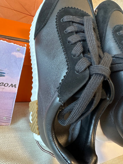 [AAA quality]Hermès Black Leather Low Top Sneakers