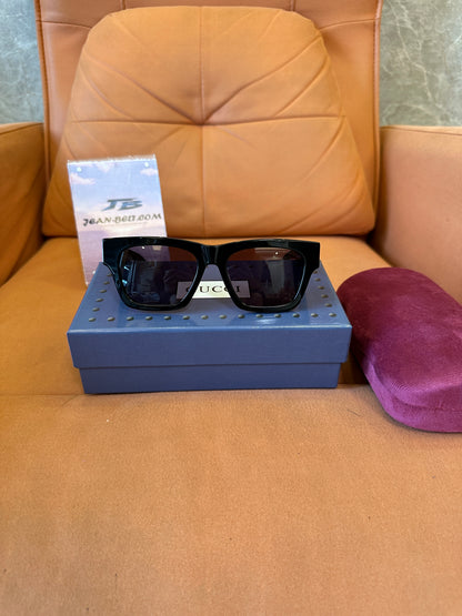 Gucci GG1835S 001 Black Square Frame Sunglasses