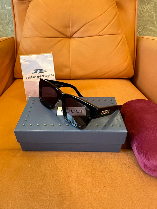 Gucci GG1835S 001 Black Square Frame Sunglasses