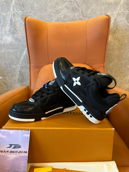 Louis Vuitton LV Trainer Black White Low Top Sneakers