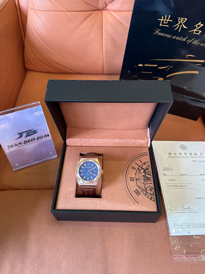 Girard-Perregaux Laureato Automatic 18K Rose Gold Blue Dial Brown Leather Strap Men’s Watch