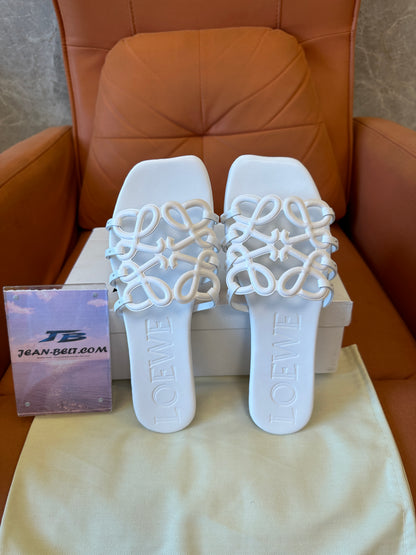 LOEWE White Anagram Slide Sandals