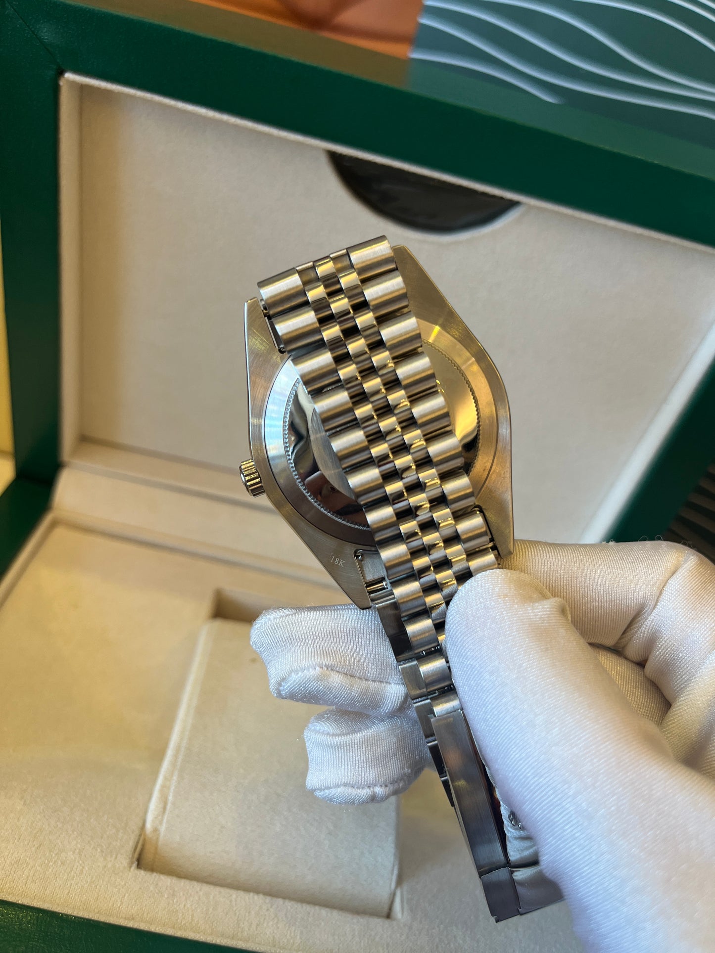 [Qualité 3A] Rolex Datejust 41 or blanc/acier cadran noir index flûté lunette bracelet Jubilee 126334