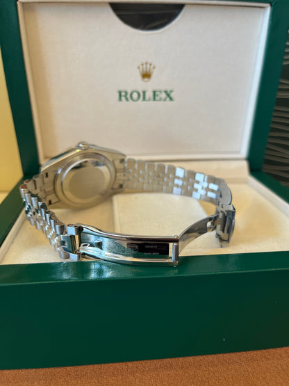 [Qualité 3A] Rolex Datejust 41 or blanc/acier cadran noir index flûté lunette bracelet Jubilee 126334