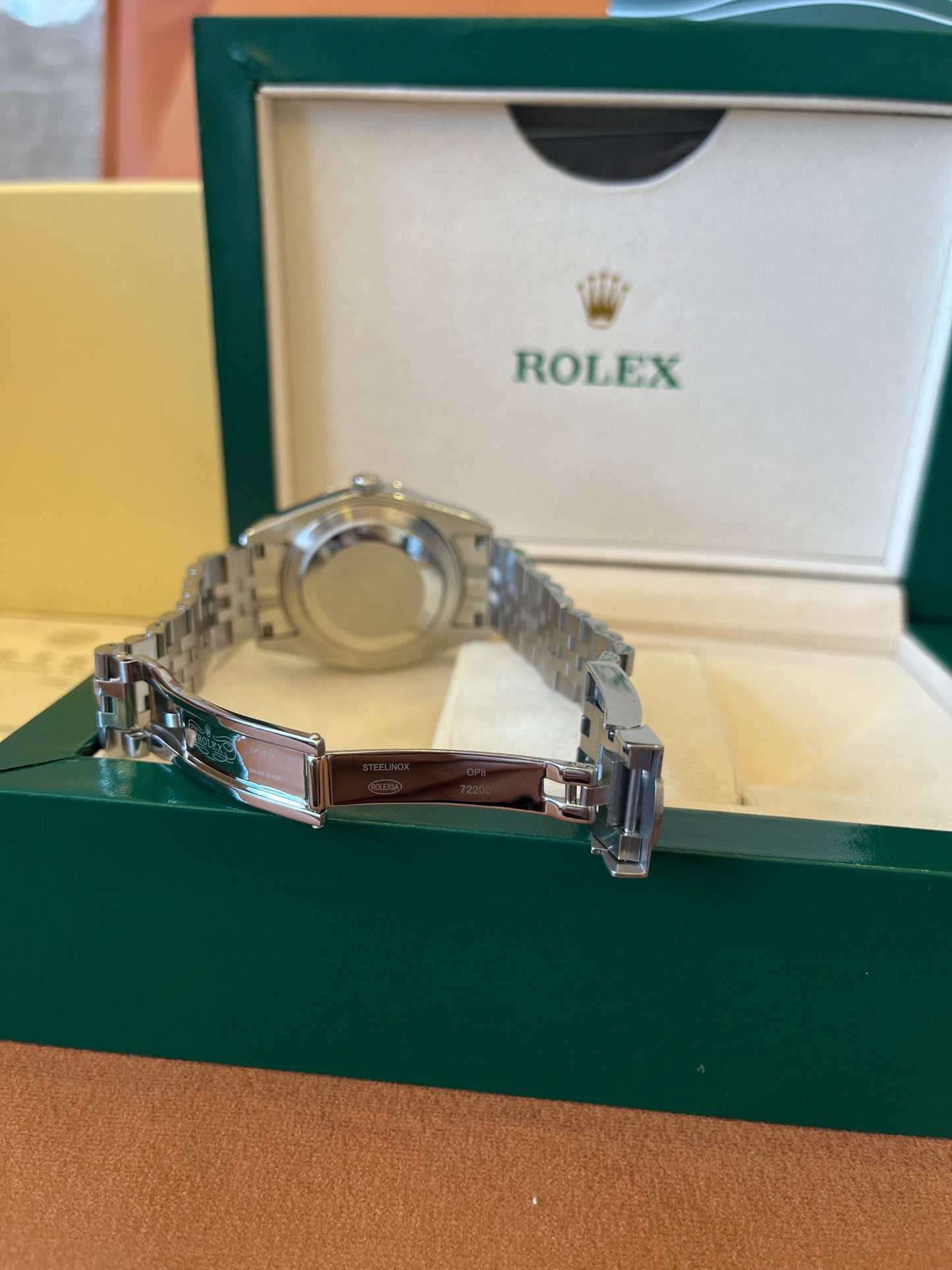 [Qualité 3A] Rolex Datejust 41 or blanc/acier cadran noir index flûté lunette bracelet Jubilee 126334