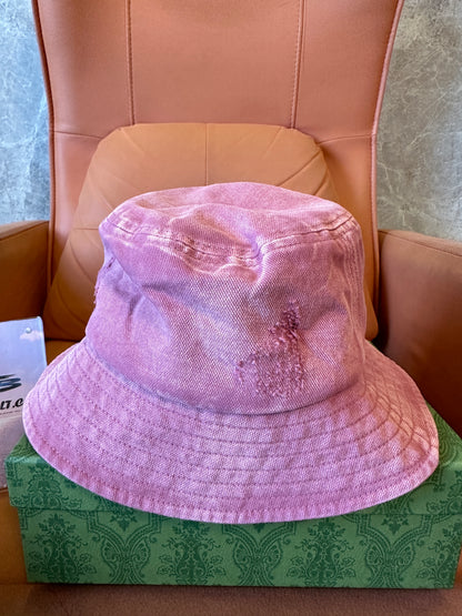 Chapéu de balde Gucci em ganga rosa com logótipo GG