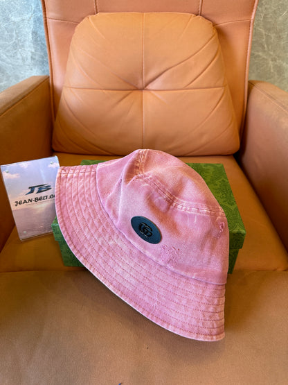 Chapéu de balde Gucci em ganga rosa com logótipo GG