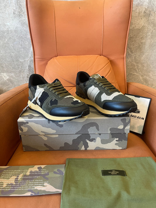 Baskets basses Valentino rock runner vert camouflage