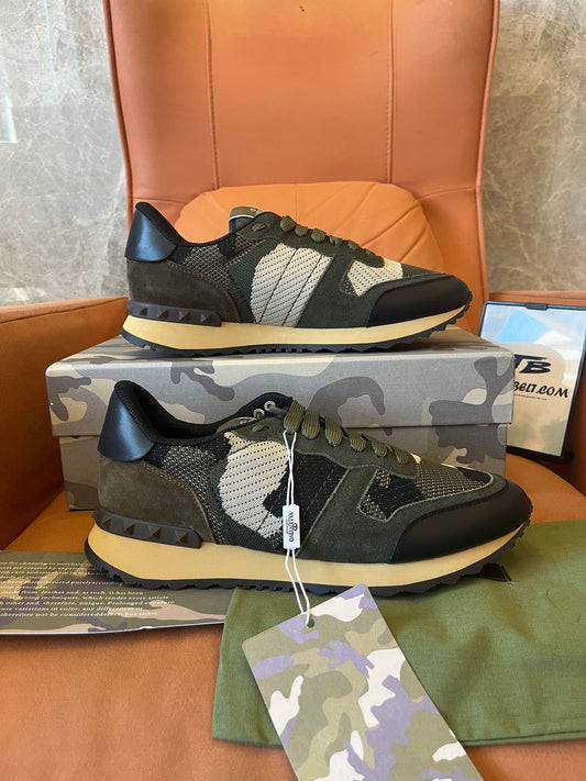 Baskets basses Valentino rock runner vert camouflage