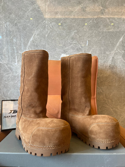 Balenciaga Alaska Fur High Boot in Brown for Unisex