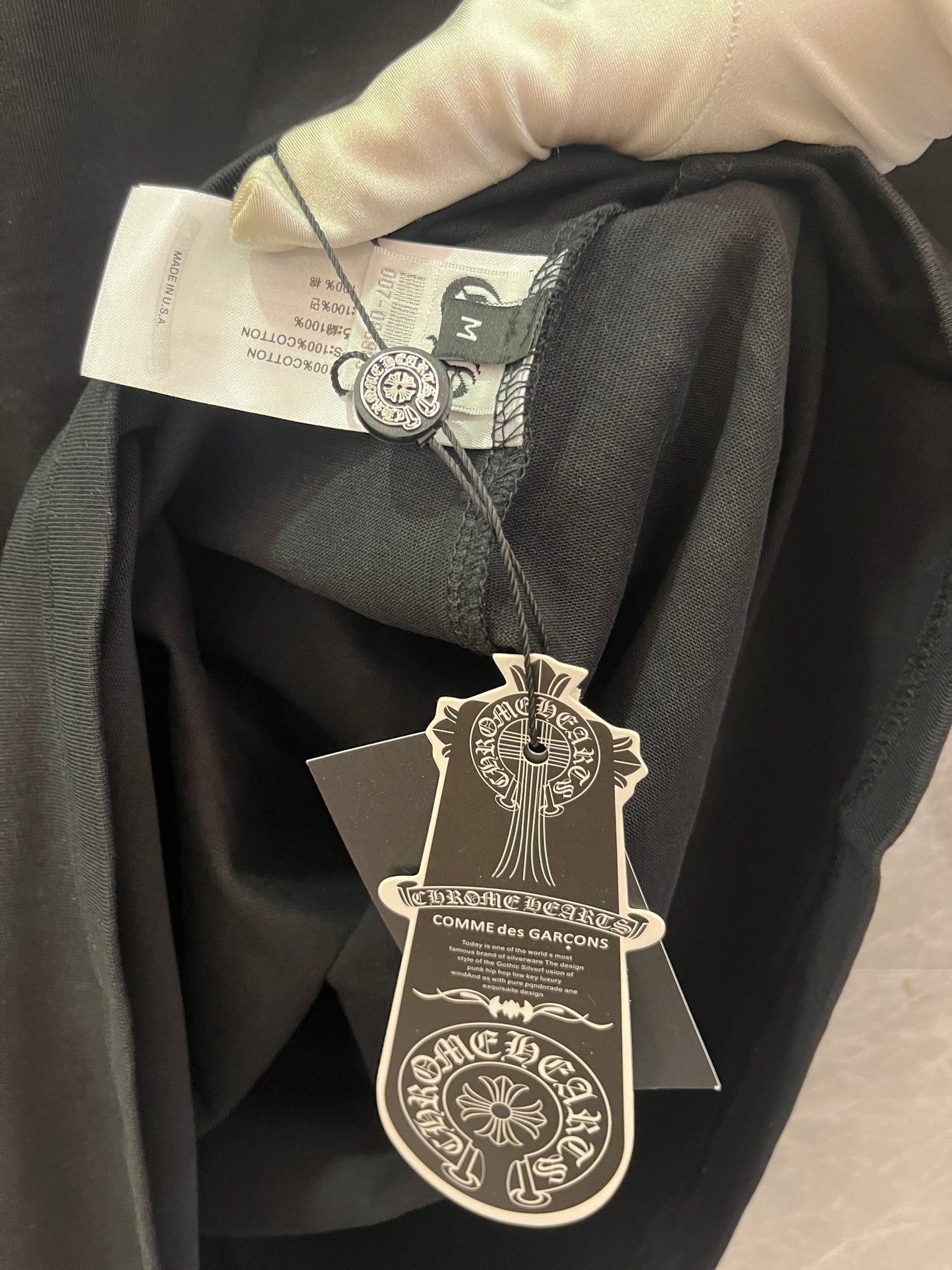 T-Shirt Chrome Hearts com Logótipo no Pescoço