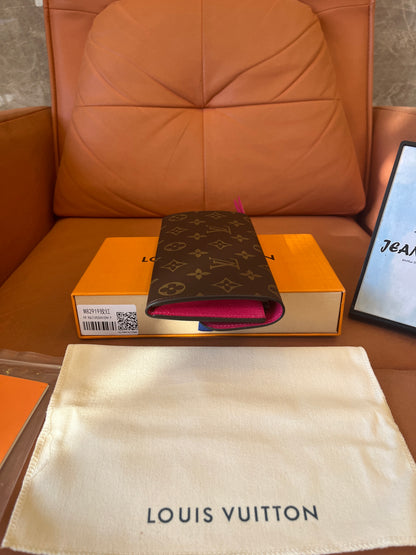 Carteira Louis Vuitton Emilie com monograma em tela rosa fúcsia