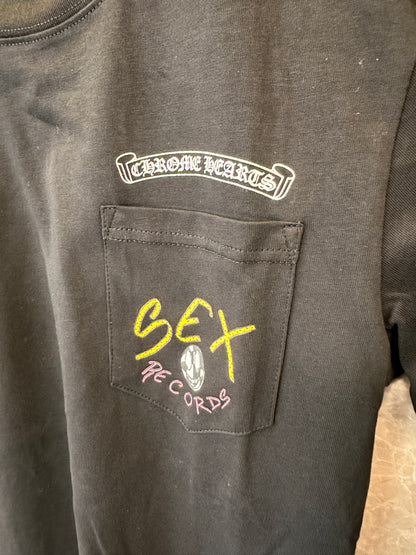 Chrome Hearts x Matty Boy Sex Records manga longa chama preta
