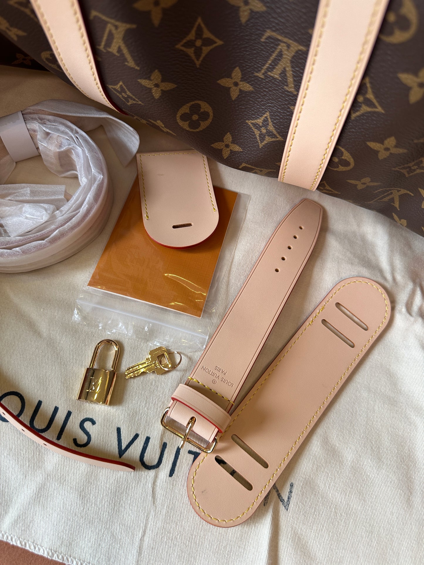 Louis Vuitton Keepall Bandoulière 50 Monogram Canvas Travel Bag with Strap