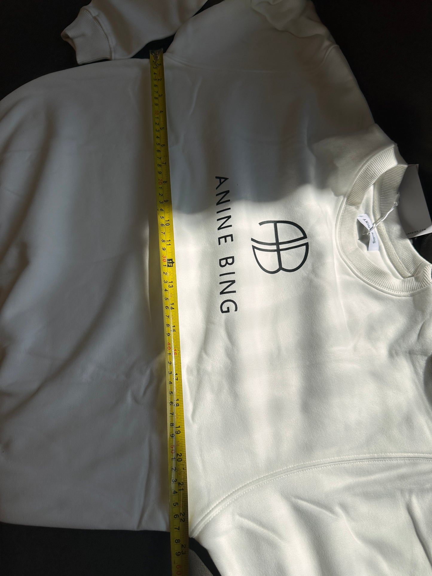 Sudadera blanca de mezcla de algodón con monograma Jaci de Anine Bing