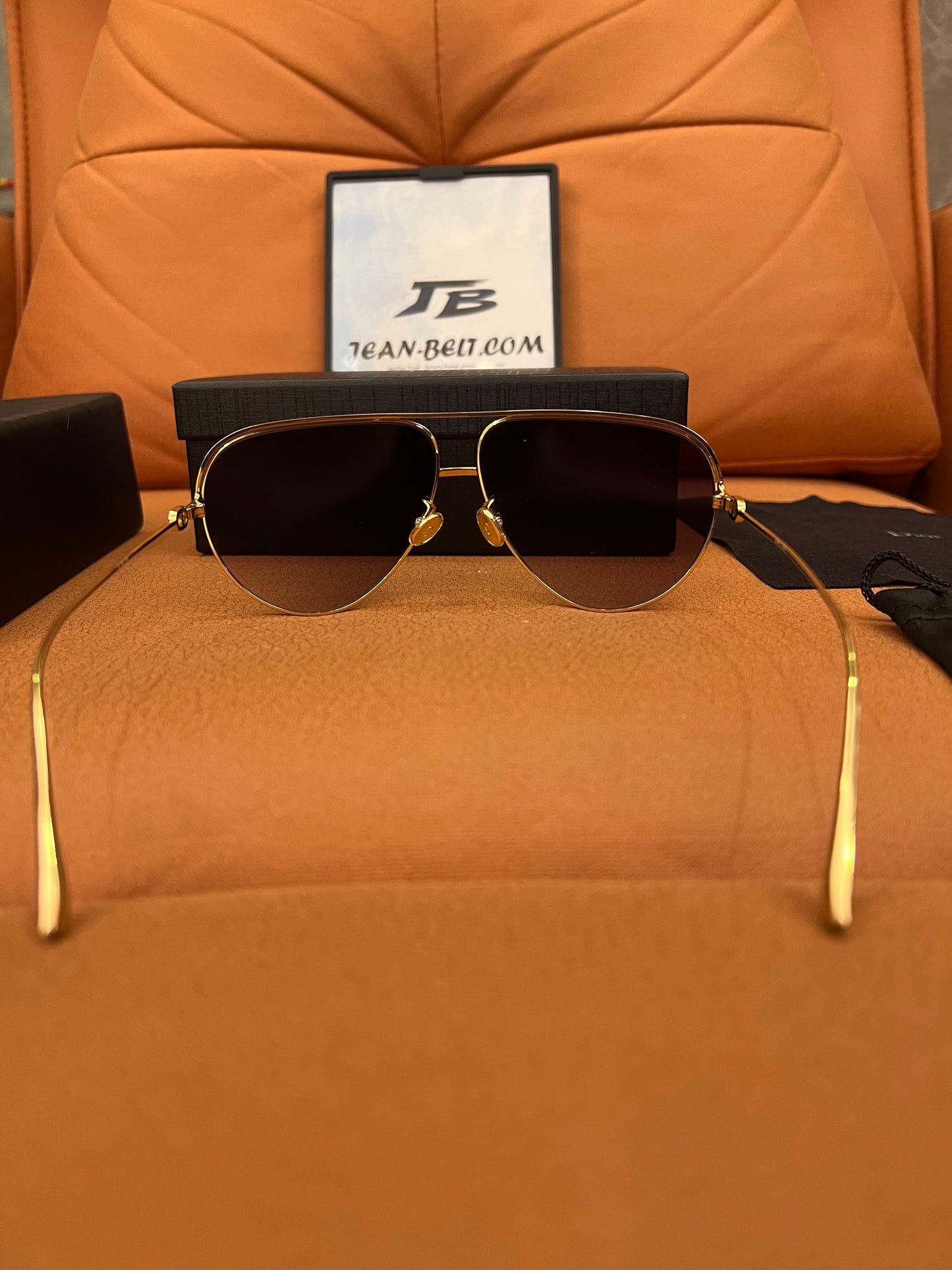 Óculos de sol aviador dourados estilo piloto Dior