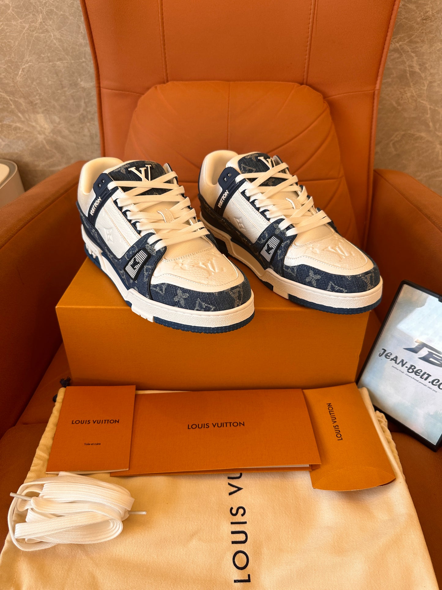 Zapatillas deportivas Louis Vuitton de lona con monograma blanco y azul