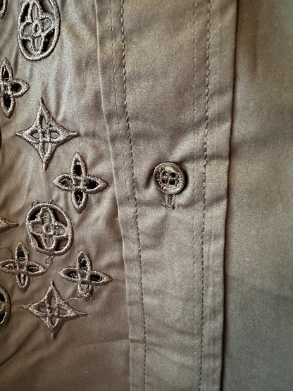 Camisa Louis Vuitton de Manga Curta Preta com Monogram Bordado
