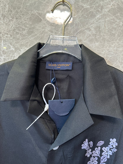 Louis Vuitton Men’s Black Short-Sleeve Shirt with Embroidered Floral Detail