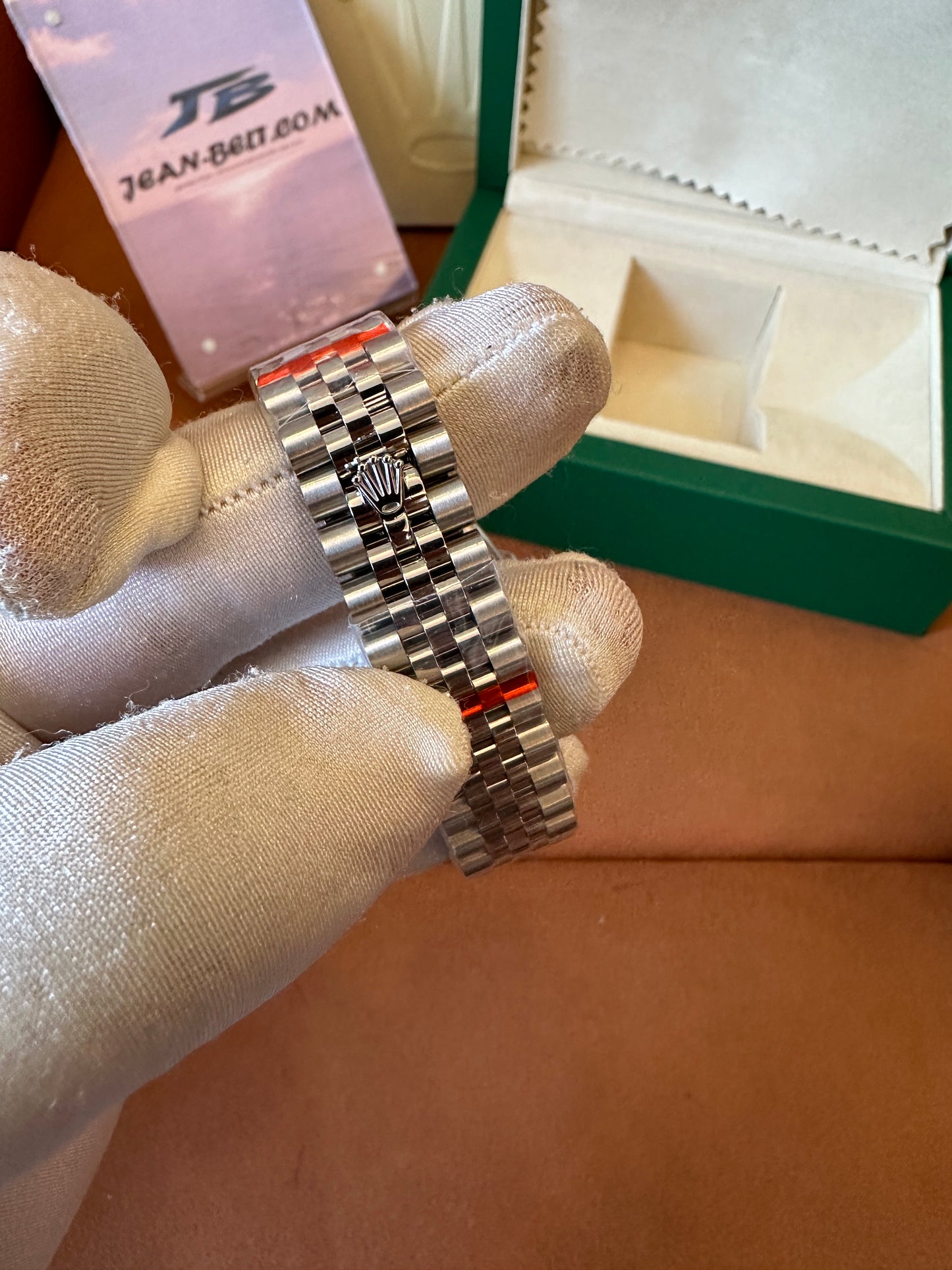 Rolex Datejust 36mm Pink Dial Diamond Hour Markers Jubilee Bracelet 2236 Movement