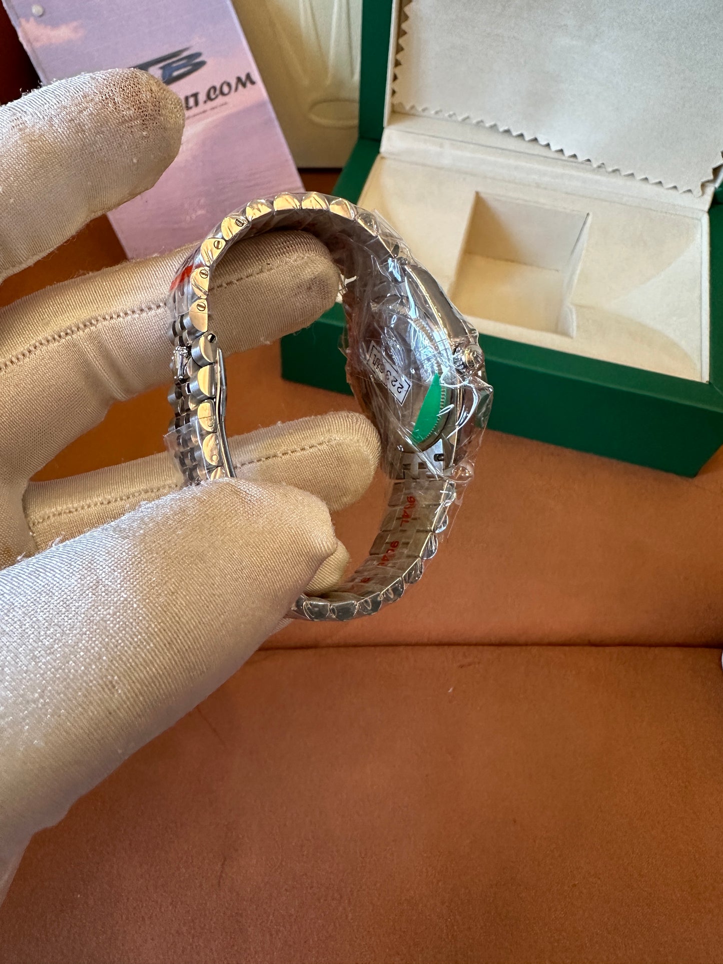 Rolex Datejust 36mm Pink Dial Diamond Hour Markers Jubilee Bracelet 2236 Movement