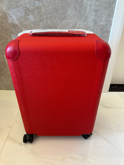 Louis Vuitton Horizon 55 Red Epi Leather Carry-On Luggage