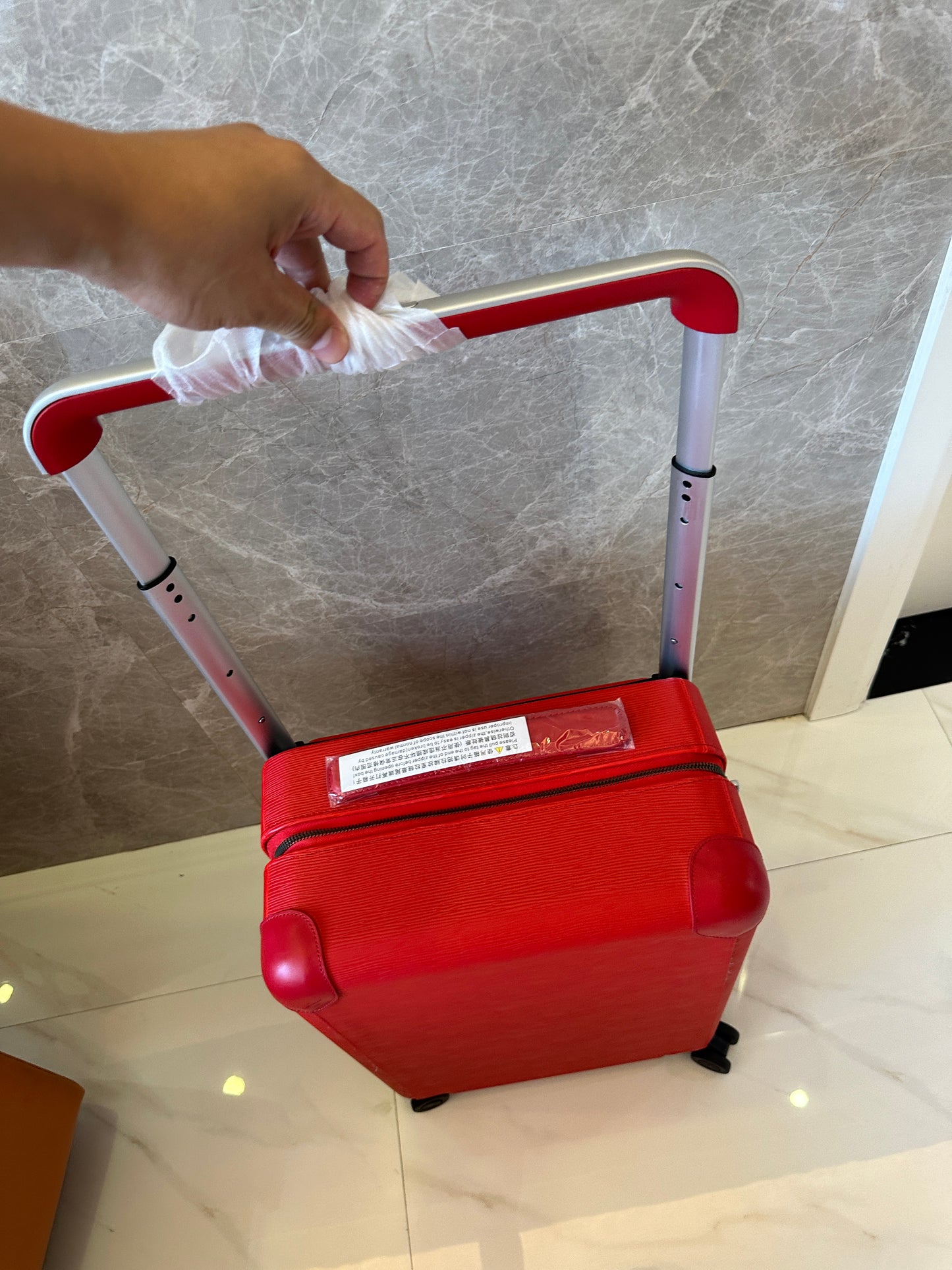 Louis Vuitton Horizon 55 Red Epi Leather Carry-On Luggage