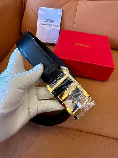 Cinto Masculino Cartier em Couro Preto com Fivela Dourada
